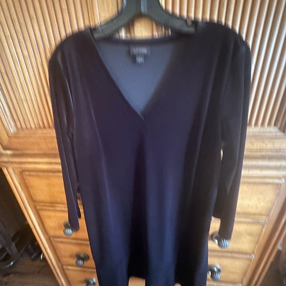 Velvet V-Neck Long Sleeve Knee Length Dress